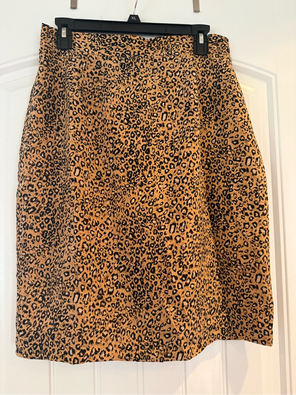 Robbie Bee Y2K Leopard Print A-Line Silk Skirt - Tan/Black